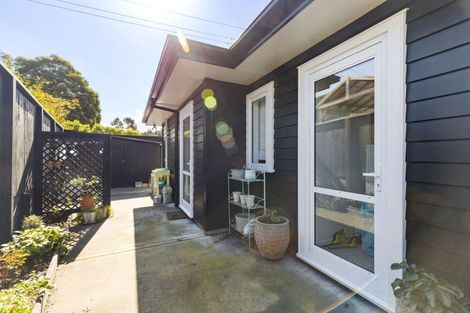 Photo of property in 51 Coutts Way, Fitzherbert, Palmerston North, 4410