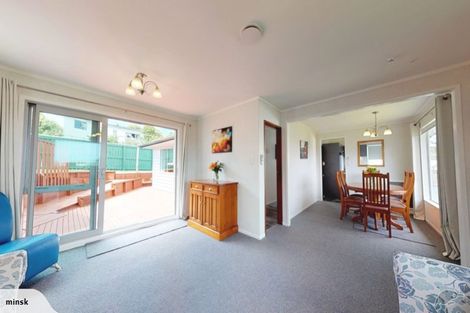 Photo of property in 41 Fitzpatrick Street, Newlands, Wellington, 6037