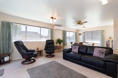 Photo of property in 8 Oak Place, Whakatane, 3120