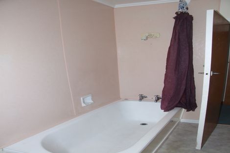 Photo of property in 2b Mcmillan Avenue, Te Kamo, Whangarei, 0112