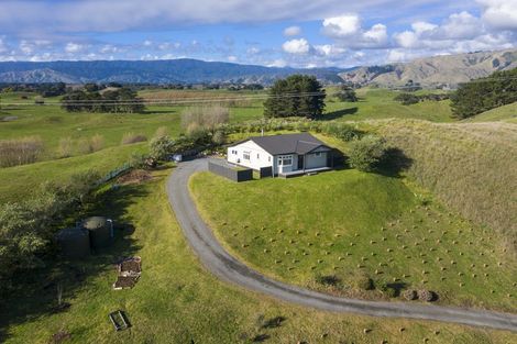 Photo of property in 93 Pukenamu Road, Te Horo, Otaki, 5581