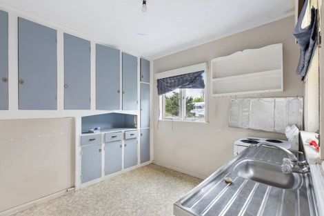 Photo of property in 17a Kereru Street, Henderson, Auckland, 0612