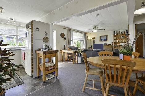 Photo of property in 1107 Heretaunga Street East, Parkvale, Hastings, 4122