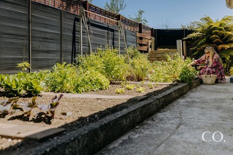 Photo of property in 132 Sutherland Road, Brookfield, Tauranga, 3110