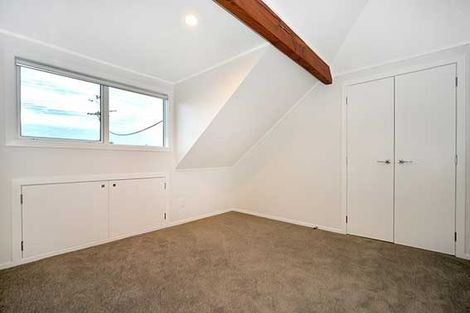 Photo of property in 74 Queen Street, Northcote Point, Auckland, 0627