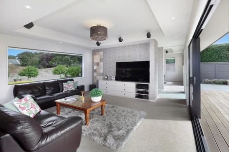 Photo of property in 44 Birkdale Drive, Shirley, Christchurch, 8061