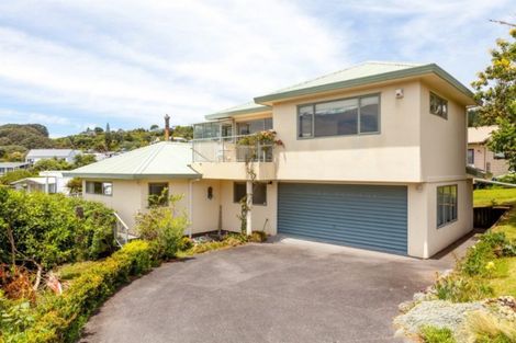 Photo of property in 217 Russell Bruce Place, Onemana, Whangamata, 3691