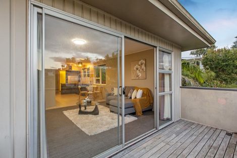 Photo of property in 25 Japonica Drive, Beach Haven, Auckland, 0626