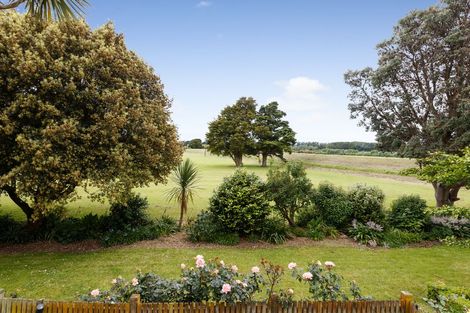 Photo of property in 53 Waterloo Crescent, Hokowhitu, Palmerston North, 4410