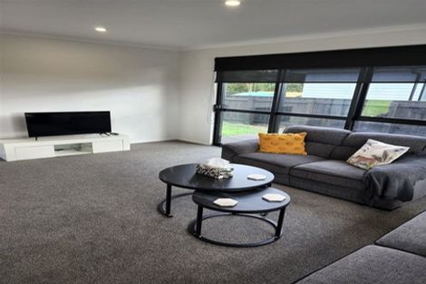 Photo of property in 52 Shoemaker Road, Waipu, 0510