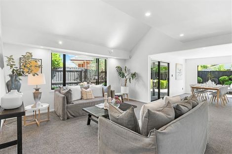 Photo of property in 71b Wairakei Road, Bryndwr, Christchurch, 8052