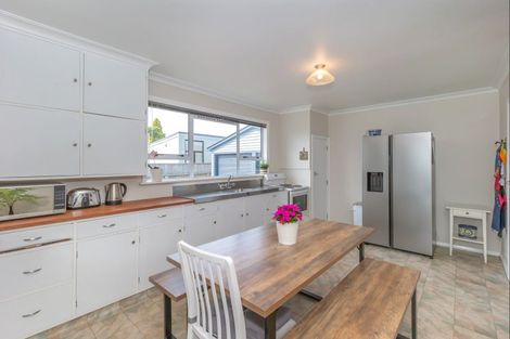 Photo of property in 14 Margaret Street, Levin, 5510