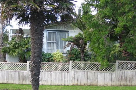 Photo of property in 12 Pulman Place, Clover Park, Auckland, 2019