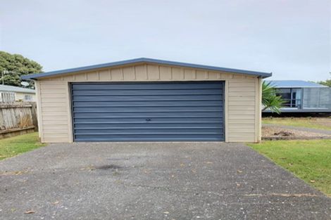 Photo of property in 40a Simpson Road, Papamoa Beach, Papamoa, 3118