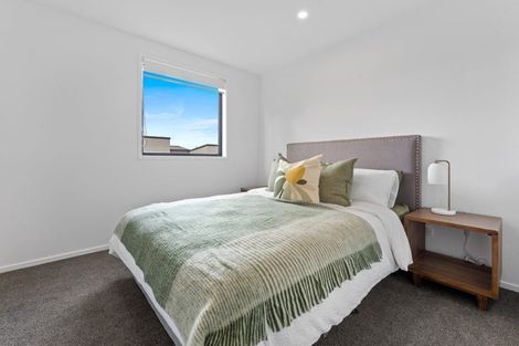 Photo of property in 1 Ara Reti, Mangere, Auckland, 2022