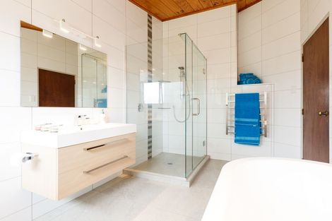 Photo of property in 53 Waterloo Crescent, Hokowhitu, Palmerston North, 4410