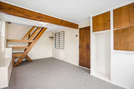 Photo of property in 31 Saint Albans Avenue, Karori, Wellington, 6012