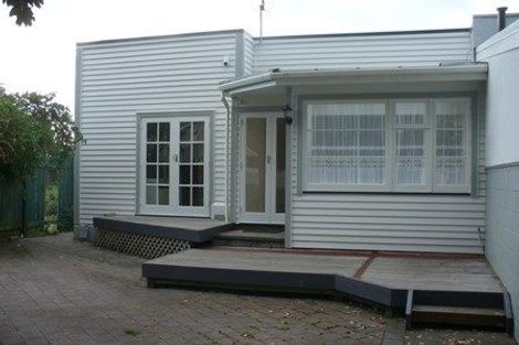 Photo of property in 2 Cornwall Street, Hutt Central, Lower Hutt, 5010