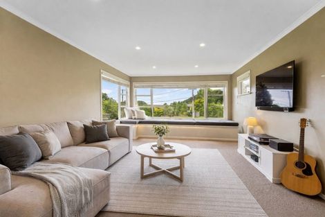 Photo of property in 38 Kaitawa Crescent, Paraparaumu, 5032