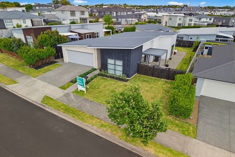 Photo of property in 30 Tyler Davies Drive, Red Beach, 0932