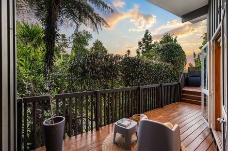 Photo of property in 190a Hutchinson Avenue, New Lynn, Auckland, 0600
