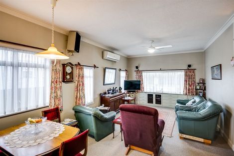 Photo of property in 5 Burness Road, Greenmeadows, Napier, 4112