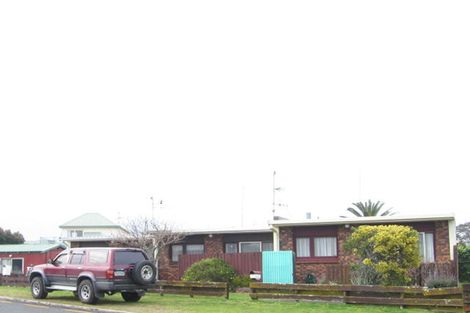 Photo of property in 2/16 Tweed Street, Mount Maunganui, 3116