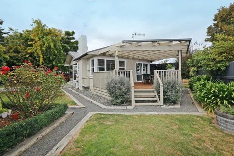 Photo of property in 937 Nelson Street North, Mahora, Hastings, 4120