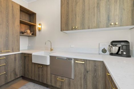 Photo of property in 4 Myra Evelyn Grove, Dairy Flat, Albany, 0792