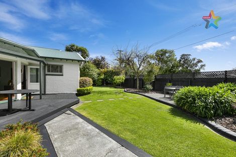 Photo of property in 52 Birdwood Road, Waterloo, Lower Hutt, 5011