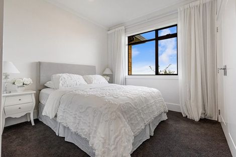 Photo of property in 53 The Ritz, Orewa, 0931