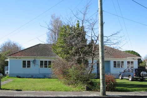 Photo of property in 7/9 Bell Street, Marton, 4710