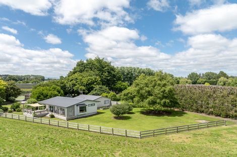 Photo of property in 225 Hoeka Road, Matangi, Hamilton, 3284