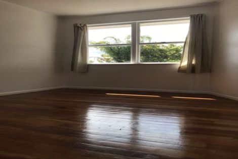 Photo of property in 1/13 Bowman Road, Forrest Hill, Auckland, 0620