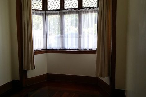 Photo of property in 5 Brown Street, Mount Cook, Wellington, 6021