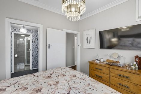 Photo of property in 127 Winchester Street, Levin, 5510