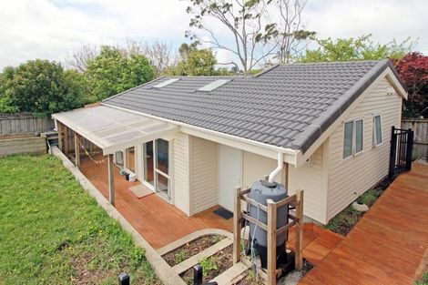 Photo of property in 24 Pooley Street, Pakuranga Heights, Auckland, 2010