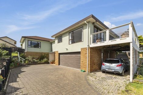 Photo of property in 7 Major Durie Place, Waikanae Beach, Waikanae, 5036
