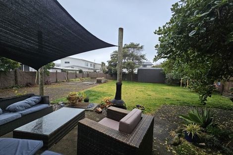 Photo of property in 50 Percy Road, Papamoa Beach, Papamoa, 3118