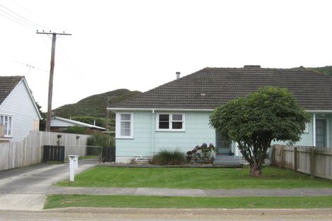 Photo of property in 5 Westbury Street, Naenae, Lower Hutt, 5011