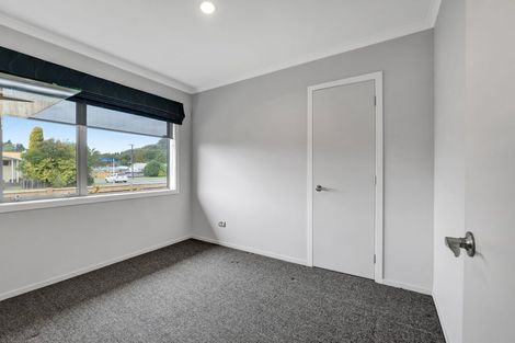 Photo of property in 62 Cutfield Street, Inglewood, 4330