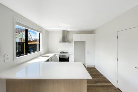 Photo of property in 2/25 Sandwich Road, Saint Andrews, Hamilton, 3200