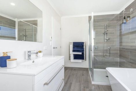 Photo of property in 27 Waitaria Terrace, Aotea, Porirua, 5024