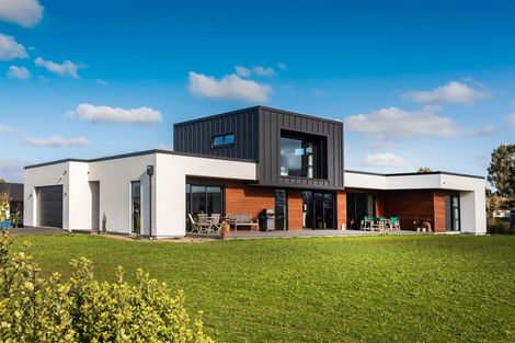 Photo of property in 17 Hallfield Drive, Ohoka, Kaiapoi, 7692