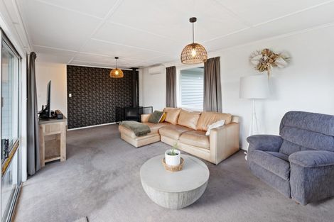 Photo of property in 22 Cordelia Street, Stratford, 4332