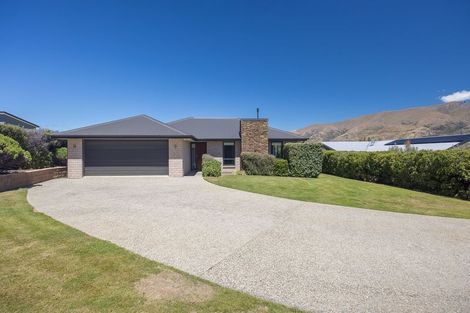 Photo of property in 18 Westview Road, Wanaka, 9305
