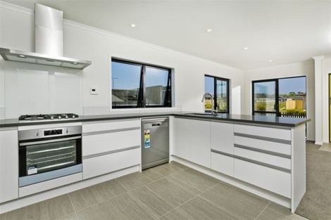 Photo of property in 97 Schoolside Road, Kumeu, 0810