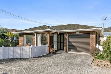 Photo of property in 29a Hardy Street, Waterloo, Lower Hutt, 5011