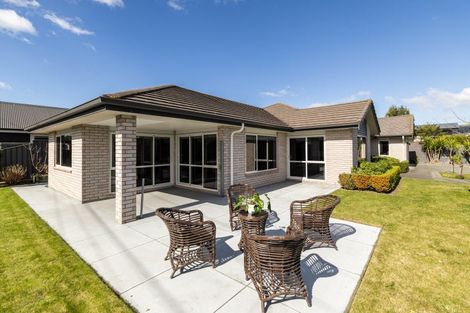 Photo of property in 1 Whakatomo Place, Havelock North, 4130