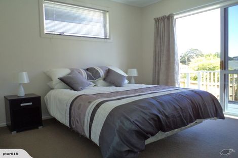 Photo of property in 1/52 Harrington Road, Henderson, Auckland, 0610